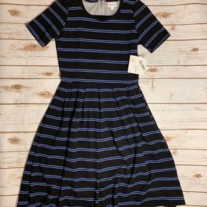 NWT LuLaRoe Amelia Dress S